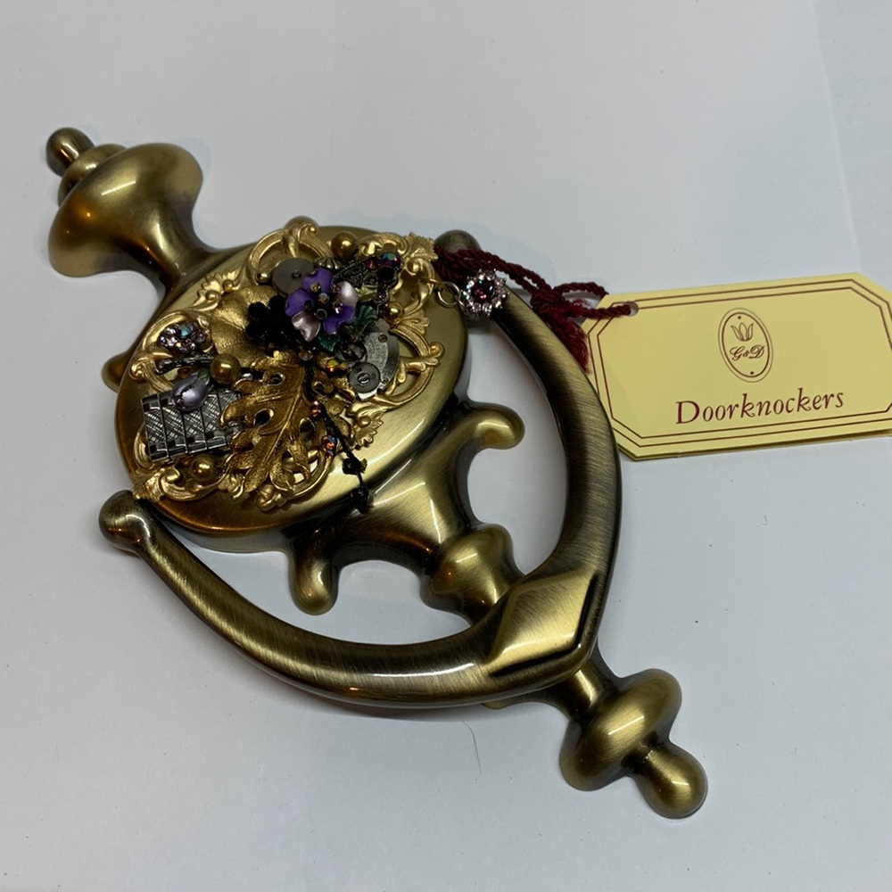Doorknocker made by G & D (Spain)